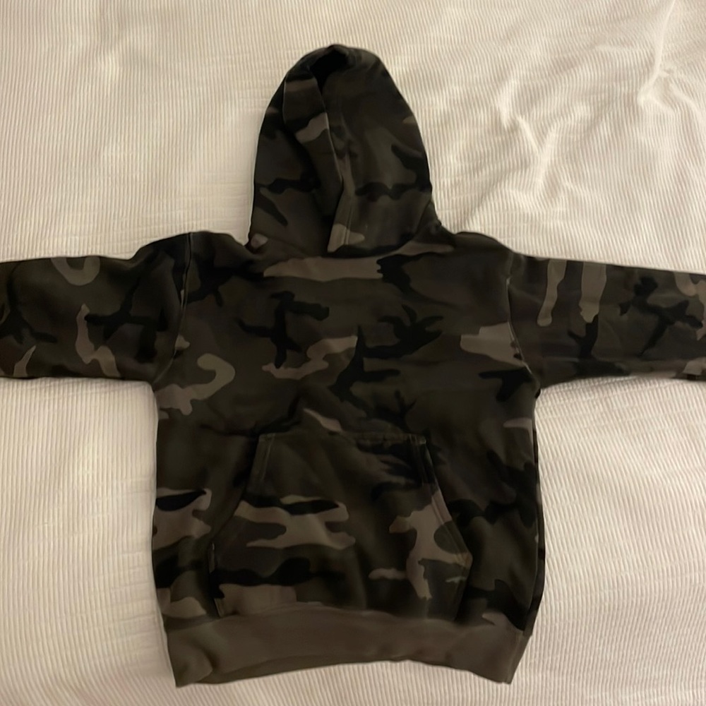 Camo Aritzia Hoodie